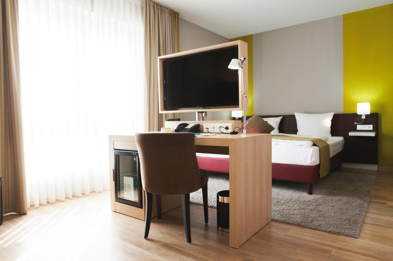 Weinhotel Kaisergarten Альцай Экстерьер фото